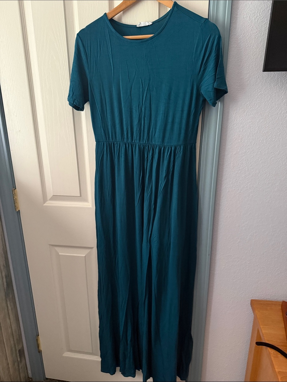 Amelia James Teal Short-Sleeve Maxi Dress